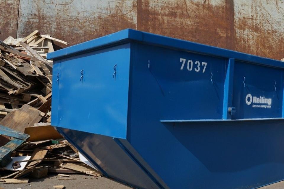 Container service for all types of waste 