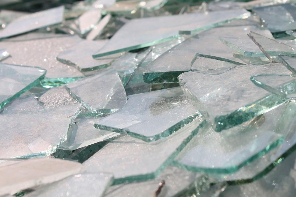 Sammlung & Recycling von Flachglasscherben