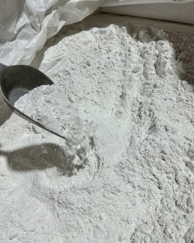 Glass powder made from waste glass